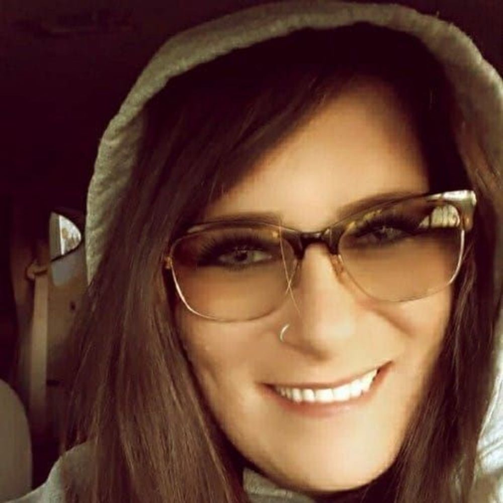 Meet your Posher, Adele